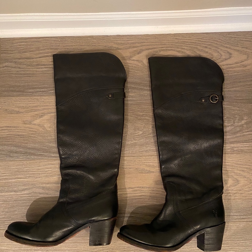 Frye Black Jane Tall Leather Boots. Size 9B